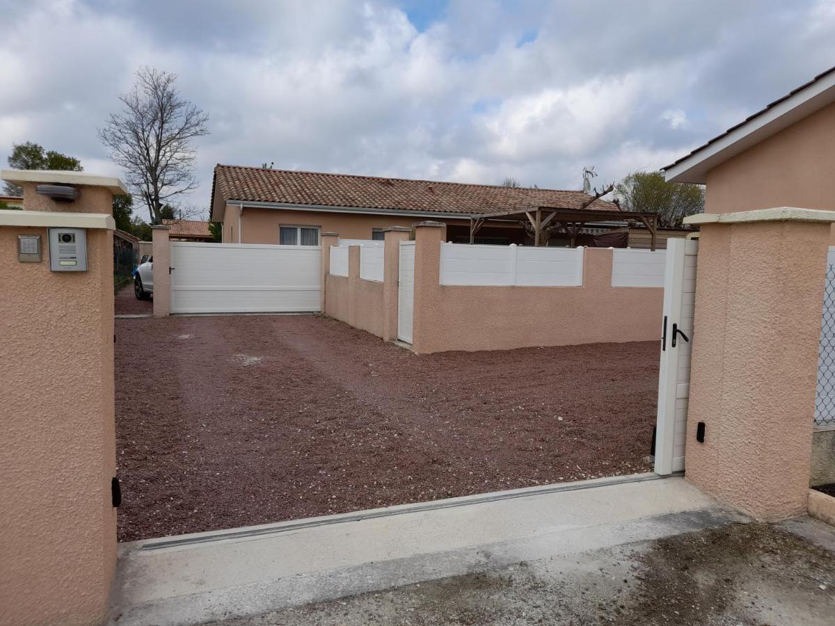 Vila Les Landes Du Medoc Hourtin Exteriér fotografie